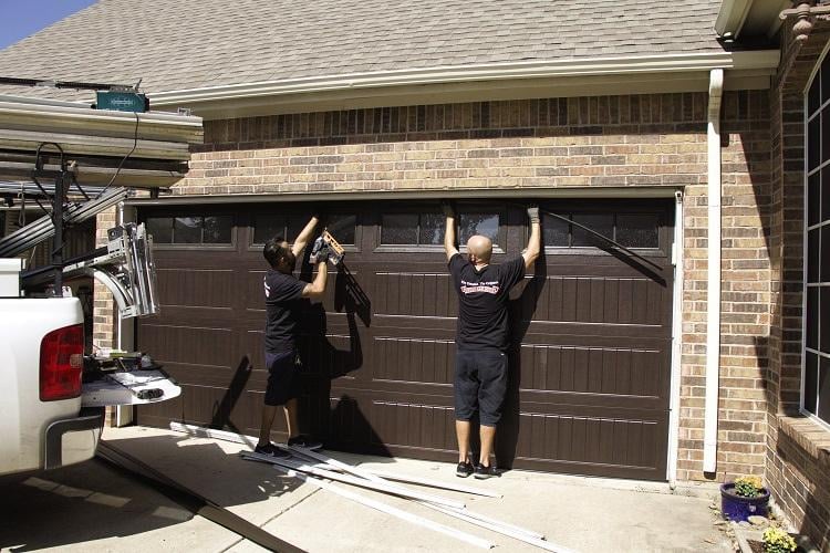 Garage Door Installation Team